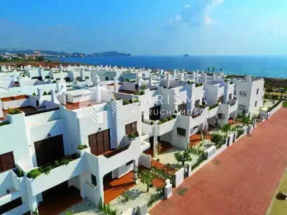 Nowe, gotowe apartamenty blisko morza 1
