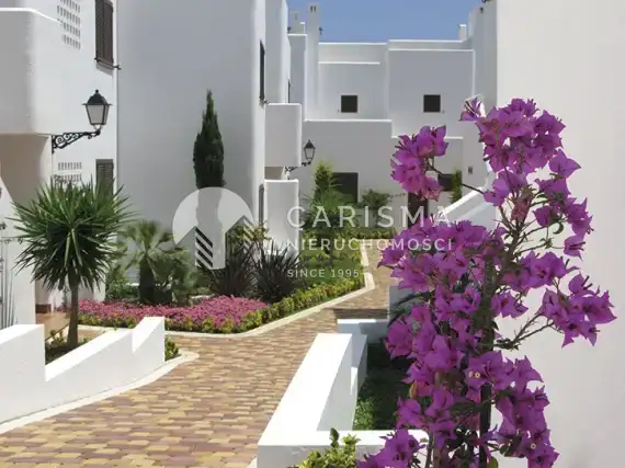 (33) Nowe, nowoczesne i gotowe apartamenty blisko morza na Costa de Almeria