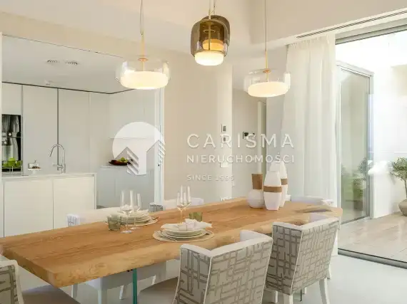 (7) Apartament w pierwszej linii, Estepona, Costa del Sol