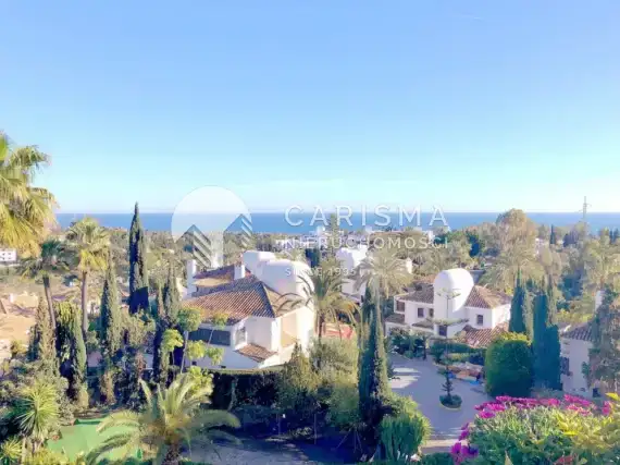 Odremontowany duplex z widokiem na morze w Marbella 1