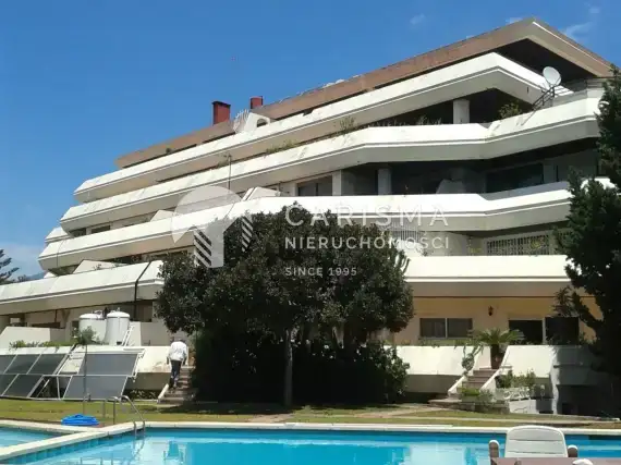 Hotel do remontu blisko Puerto Banus 1