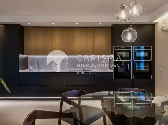 (11) Luksusowy penthouse w pierwszej linii brzegowej, Estepona, Costa del Sol