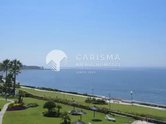 (7) Luksusowy i obszerny apartament w pierwszej linii brzegowej, Estepona, Costa del Sol