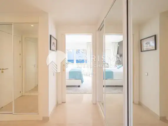 (22) Luksusowy i obszerny apartament w pierwszej linii brzegowej, Estepona, Costa del Sol