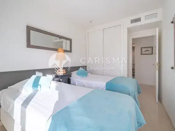 (27) Luksusowy i obszerny apartament w pierwszej linii brzegowej, Estepona, Costa del Sol