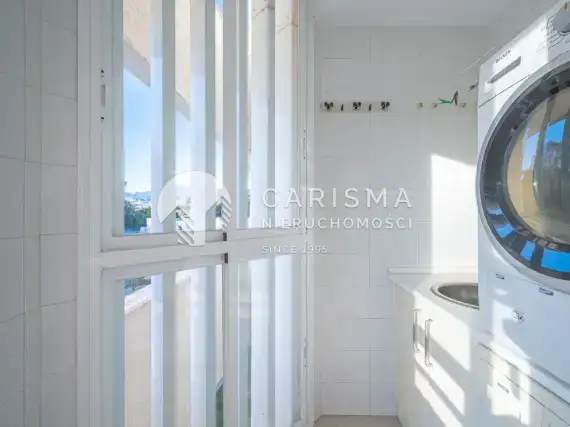 (56) Luksusowy i obszerny apartament w pierwszej linii brzegowej, Estepona, Costa del Sol