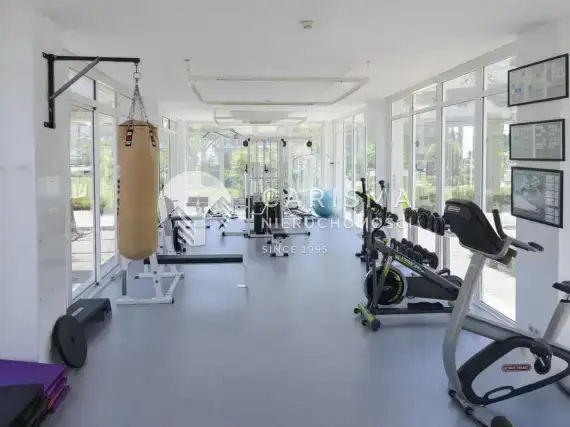 (60) Luksusowy i obszerny apartament w pierwszej linii brzegowej, Estepona, Costa del Sol