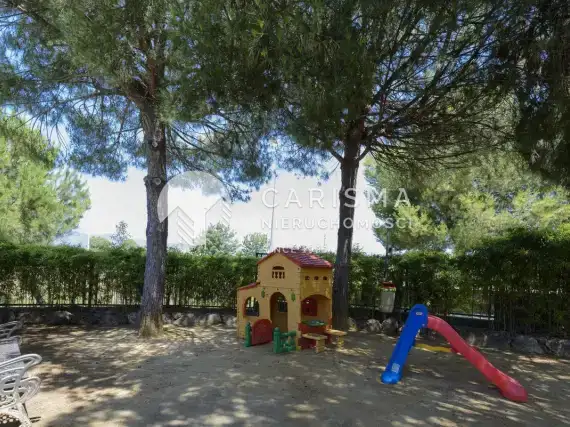 (84) Luksusowy i obszerny apartament w pierwszej linii brzegowej, Estepona, Costa del Sol
