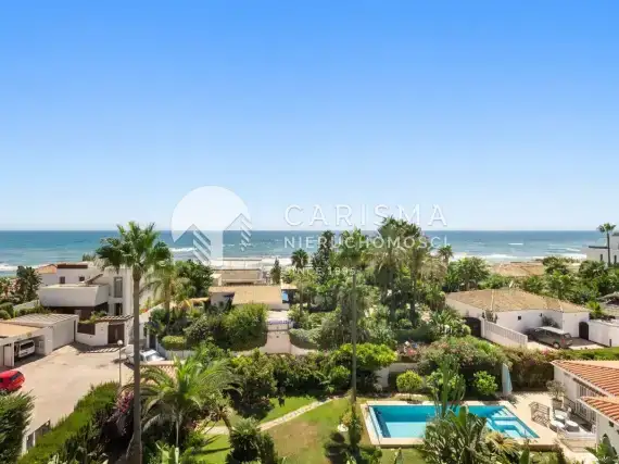(23) Luksusowe wille, 12 sypialni, 50 m od plaży w Marbelli, Costa del Sol