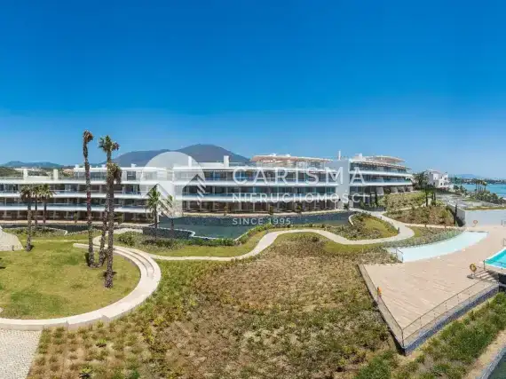 (19) Luksusowy apartament w pierwszej linii brzegowej, Estepona, Costa del Sol