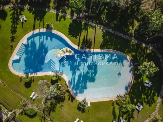 (32) Spektakularny apartament w ekskluzywnym kompleksie Las Brisas, Marbella, Costa del Sol.