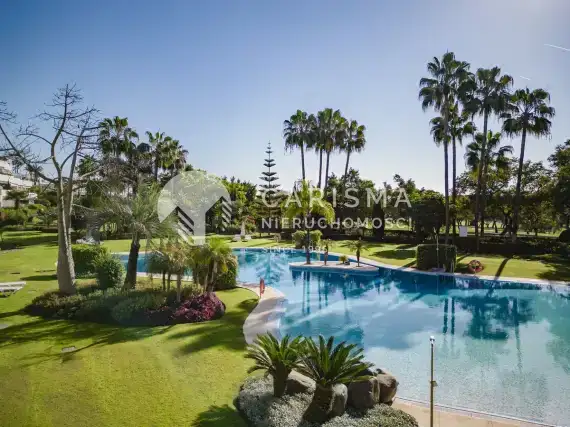 (33) Spektakularny apartament w ekskluzywnym kompleksie Las Brisas, Marbella, Costa del Sol.