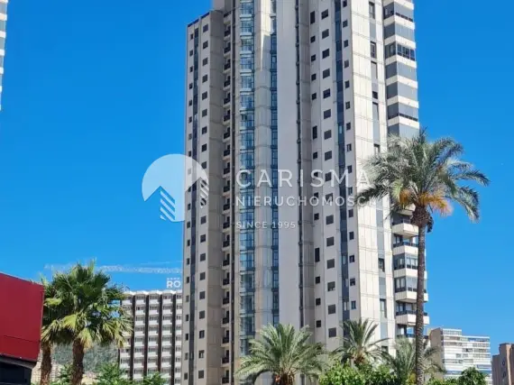 (4) Dwupoziomowy penthouse z widokiem na morze w Benidorm
