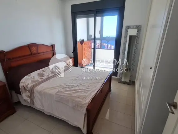 (23) Dwupoziomowy penthouse z widokiem na morze w Benidorm