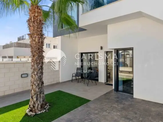 (6) Mieszkanie na parterze w Villamartin, Costa Blanca