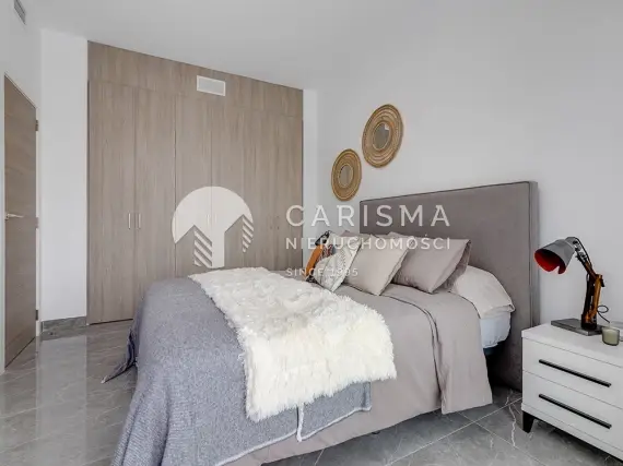(16) Nowe i nowoczesne apartamenty z widokiem na morze, Gandia