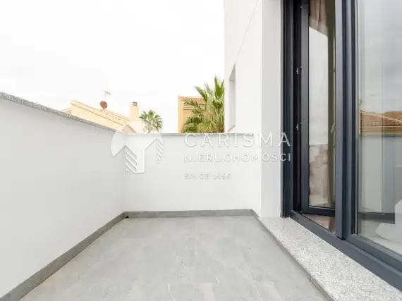 (60) Nowoczesny, ostatni w osiedlu dom na sprzedaż w Torrevieja, Costa Blanca