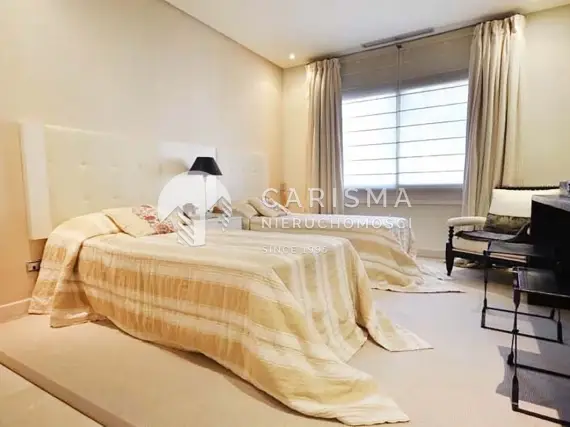 (17) Nowoczesny apartament w luksusowym kompleksie