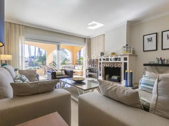 Dwupoziomowy penthouse w pierwszej linii brzegowej Estepona 2