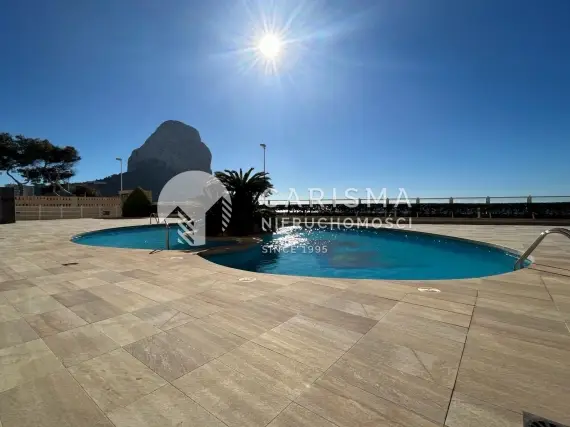 Odremontowany apartament w pierwszej linii brzegowej w Calpe 1