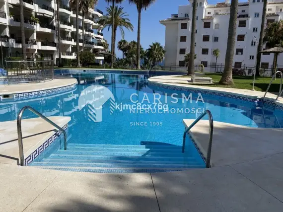 Wyjątkowy apartament z 3 sypialniami na pierwszej linii brzegowej w Calahonda, Mijas Costa 1