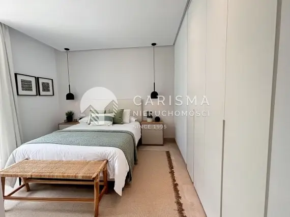(19) Luksusowa willa na kameralnym strzeżonym osiedlu, The Golden Mile, Marbella