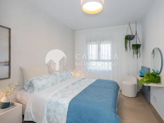 (23) Ostatni penthouse w tej inwestycji, przy polach golfowych, Estepona
