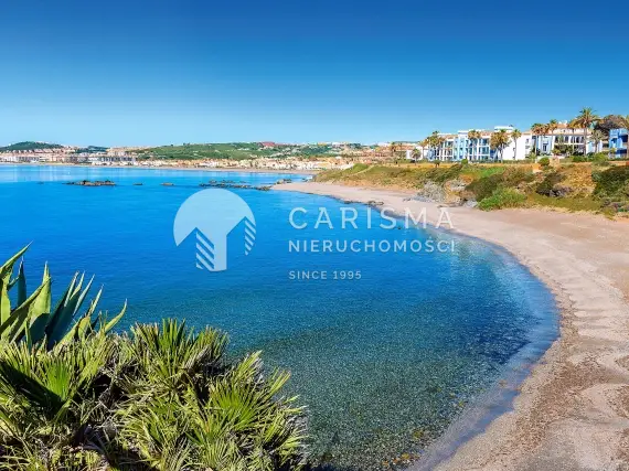 (38) Ostatni penthouse w tej inwestycji, przy polach golfowych, Estepona