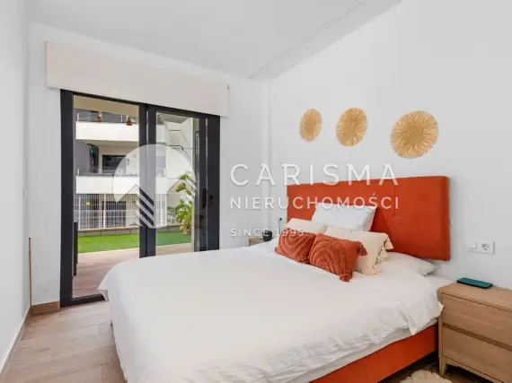 (20) Nowoczesny Apartament na Parterze w Villamartin, Alicante