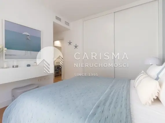 (16) Ekskluzywny i luksusowy apartament z 3 sypialniami na sprzedaż w El Chaparral, Costa del Sol