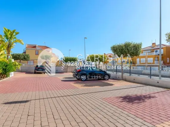 (27) Apartament w sercu La Zenia - Nowoczesność i Komfort na Costa Blanca