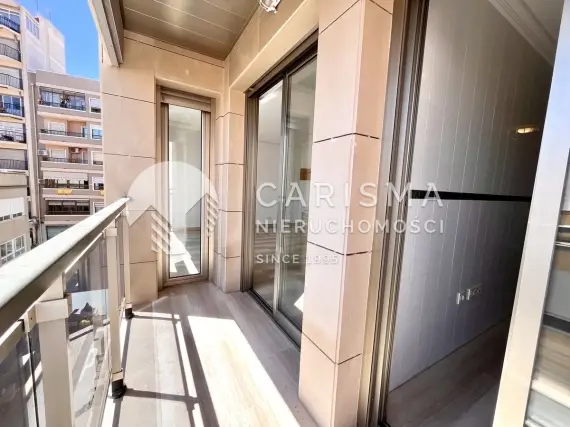 (18) Wyjątkowy Apartament w Santa Pola, Alicante