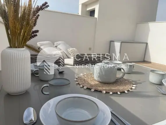 (8) Apartament na sprzedaż w Villamartin, Alicante, Costa Blanca
