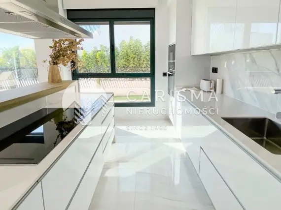 (14) Luksusowy apartament z widokiem na morze – Villajoyosa, Costa Blanca