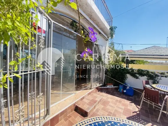 (16) Odnowiony bungalow w Playa Flamenca