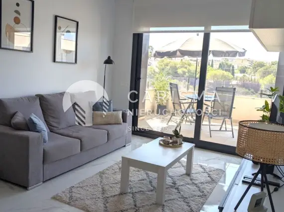 (14) Nowoczesny apartament narożny na najwyższym piętrze – Los Altos