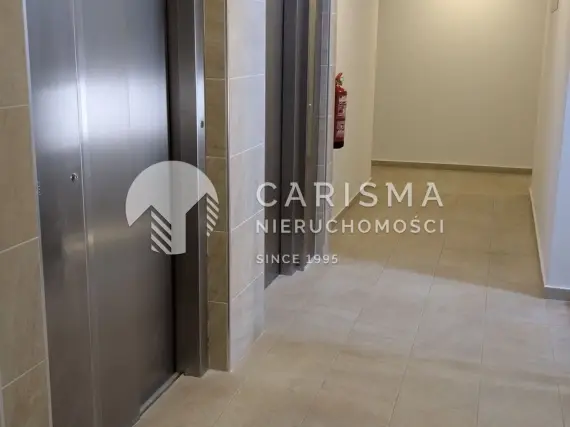 (35) Nowoczesny apartament narożny na najwyższym piętrze – Los Altos