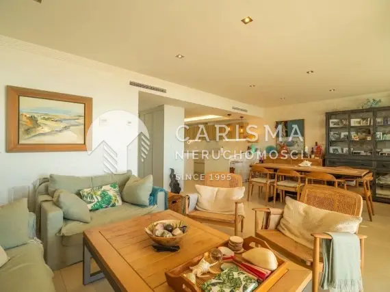 (11) Penthouse w pierwszej linii brzegowej – Estepona
