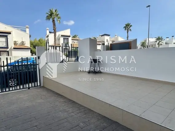 (35) Przestronny apartament na parterze w sercu Villamartin, Orihuela Costa