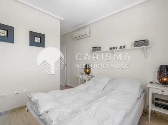 (13) Zadbany apartament z dużym solarium i prywatnym parkingiem, Villamartín