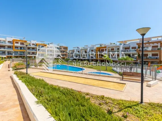 (4) Apartament na 2. piętrze w Villamartin, Orihuela Costa