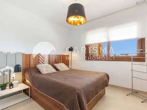(16) Apartament na 2. piętrze w Villamartin, Orihuela Costa