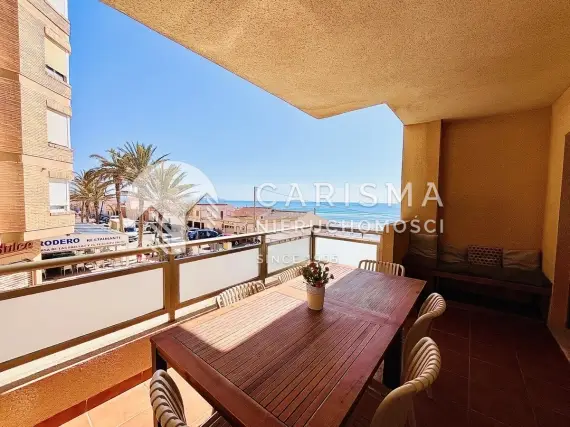 Wyremontowany apartament tuż przy plaży w Guardamar del Segura na Costa Blanca 2