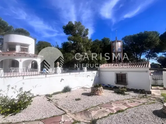 (22) Tradycyjna willa na sprzedaż w prestiżowej lokalizacji – spacerem do centrum Moraira