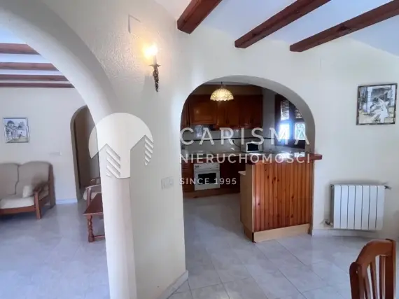 (29) Tradycyjna willa na sprzedaż w prestiżowej lokalizacji – spacerem do centrum Moraira