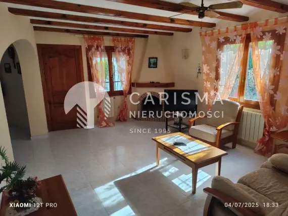 (50) Tradycyjna willa na sprzedaż w prestiżowej lokalizacji – spacerem do centrum Moraira