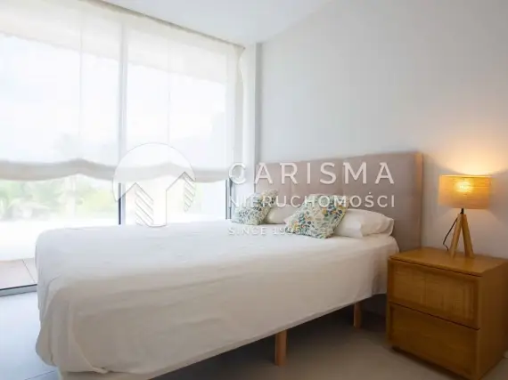 (16) Luksusowy apartament przy plaży Estepona, taras, spa, basen, widok na morze, parking