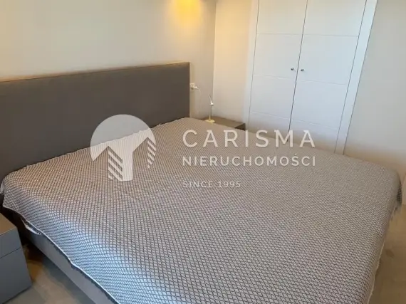(22) Piękny duplex w Sierra Cortina – komfort, przestrzeń i wyjątkowe widoki