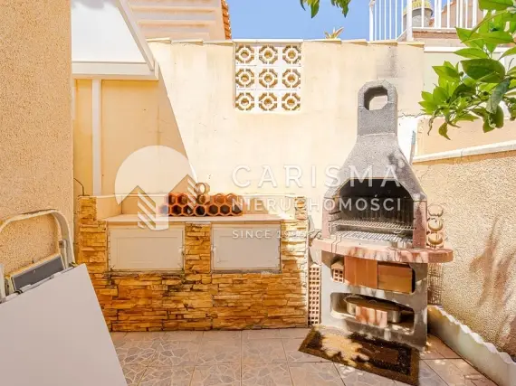 (5) Willa z prywatnym basenem i solarium w Punta Prima Costa Blanca blisko morza i golfa