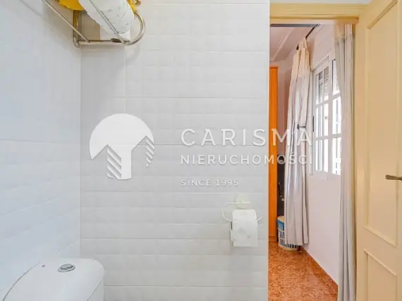 (35) Willa z prywatnym basenem i solarium w Punta Prima Costa Blanca blisko morza i golfa